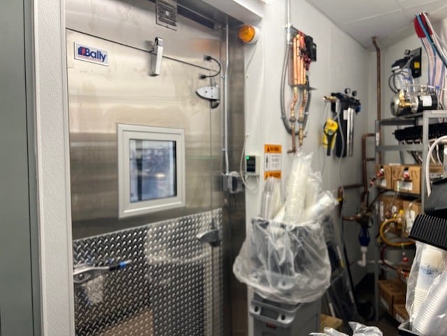 Chez Alcatraz Bar Renovation | Food Service Contractors at Universal Studios