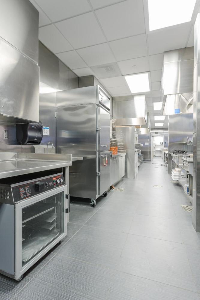 food-service-contractor-Under Armour Café-17